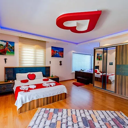 Dogayla Ic Ice Havuzlu Alanya