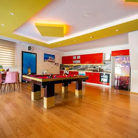Villa Dogayla Ic Ice Havuzlu *